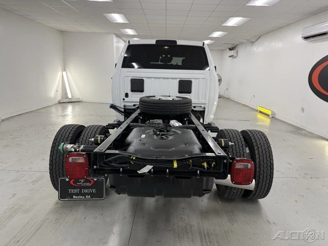 2026 Ram 4500 & 5500 - Image 6 of 12
