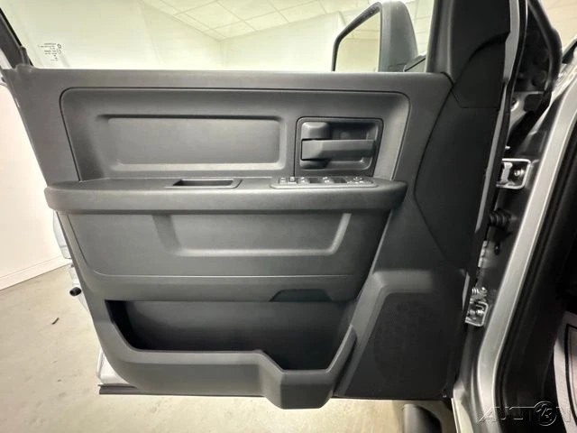 2026 Ram 4500 & 5500 - Image 11 of 12