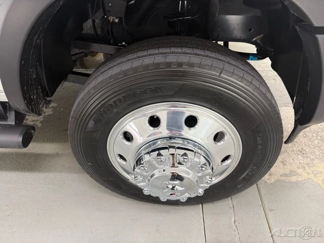 2026 Ram 4500 & 5500 - Image 4 of 12