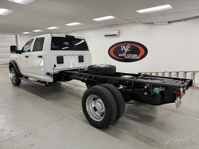 2026 Ram 4500 & 5500 - Image 9 of 12
