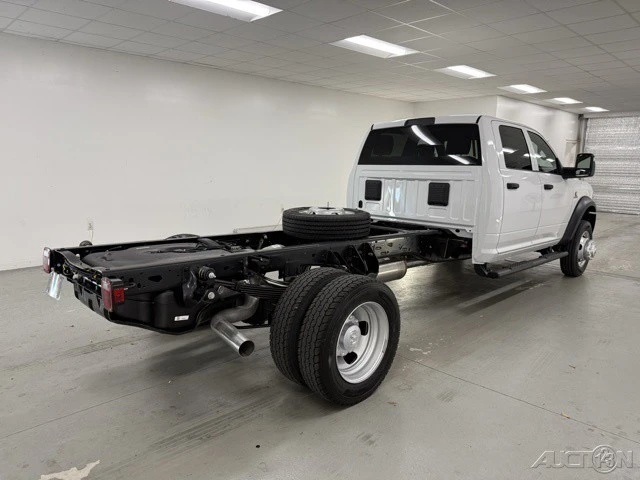 2026 Ram 4500 & 5500 - Image 7 of 12