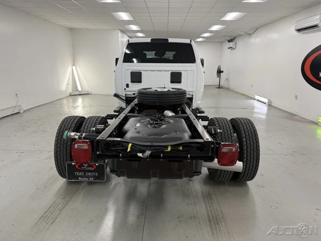2026 Ram 4500 & 5500 - Image 6 of 12