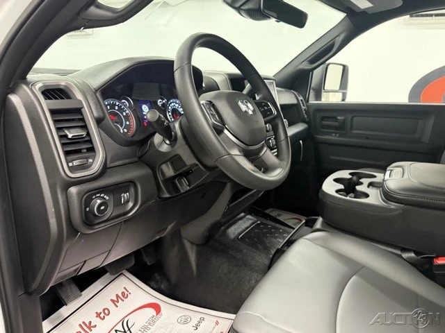 2026 Ram 4500 & 5500 - Image 12 of 12