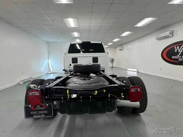 2026 Ram 4500 & 5500 - Image 6 of 12