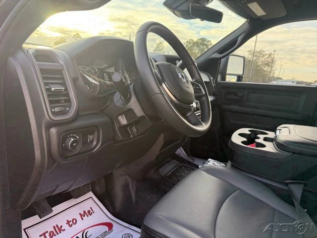 2026 Ram 4500 & 5500 - Image 11 of 12