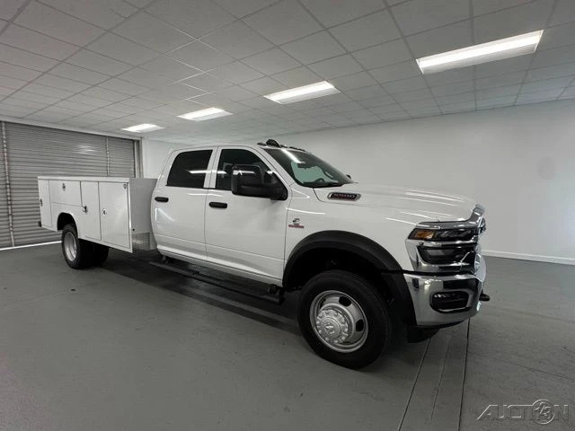 2026 Ram 4500 & 5500 - Image 3 of 12