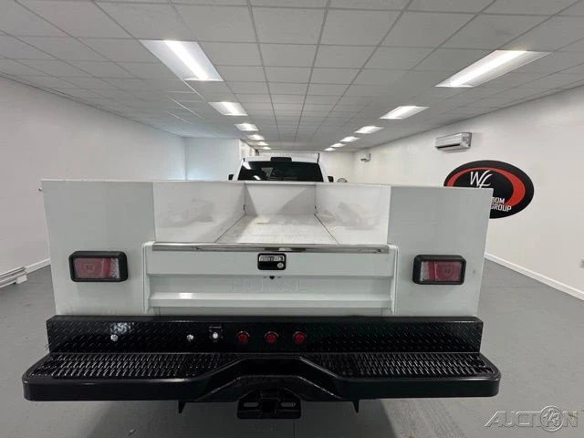 2026 Ram 4500 & 5500 - Image 7 of 12