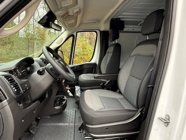 2026 Ram ProMaster - Image 16 of 21