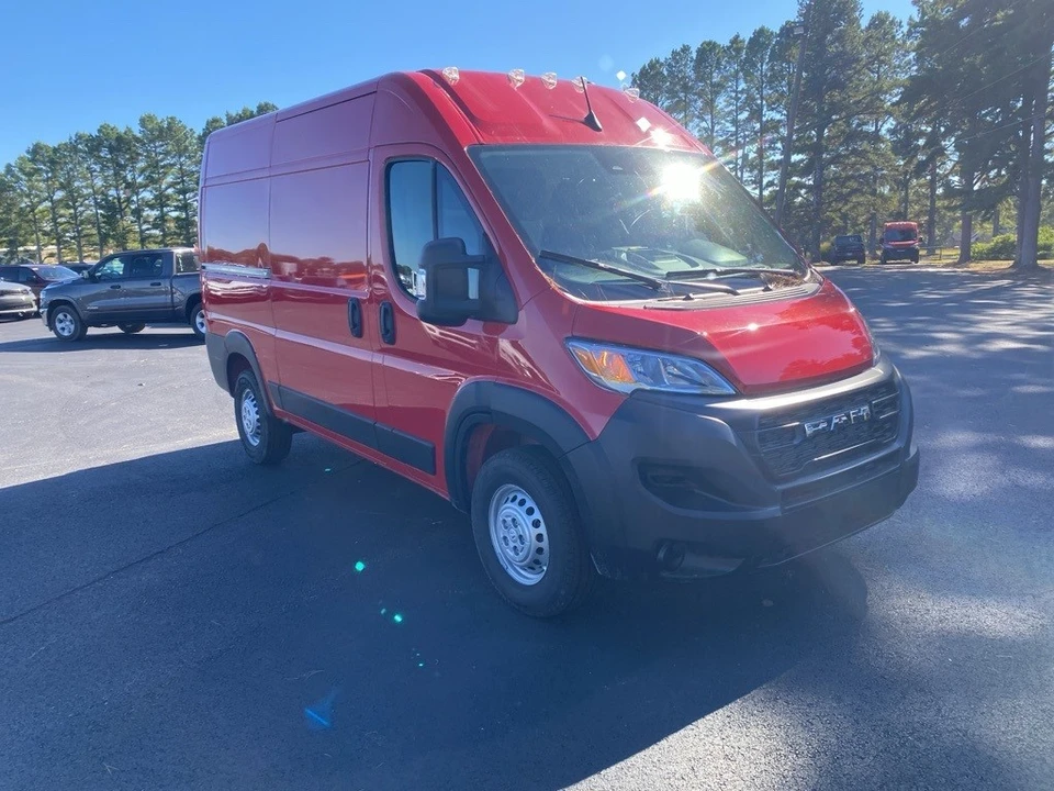 2026 Ram ProMaster - Image 3 of 12