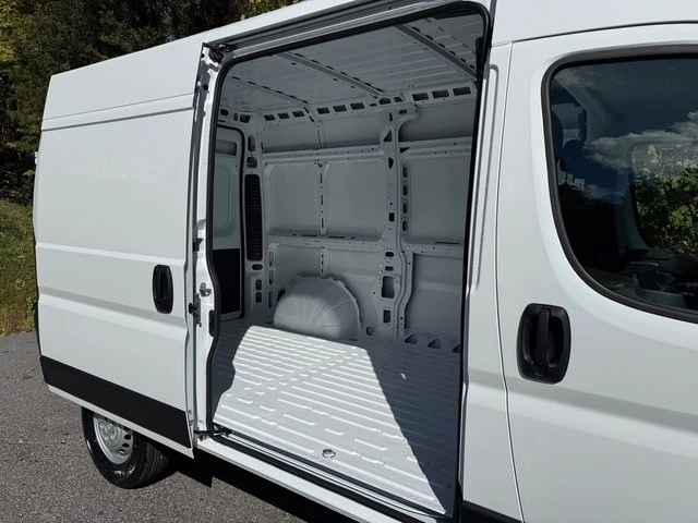 2026 Ram ProMaster - Image 8 of 21