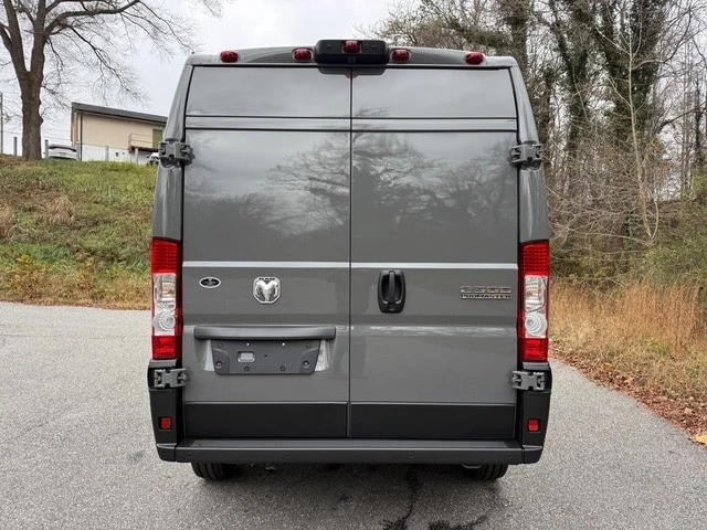 2026 Ram ProMaster - Image 10 of 21