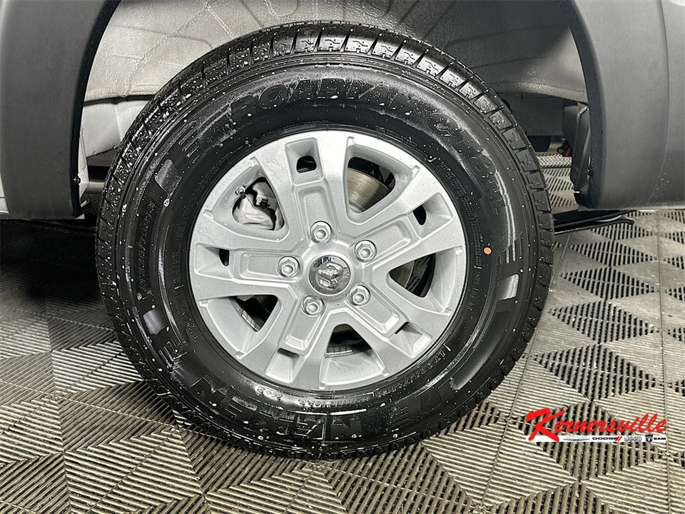 2026 Ram ProMaster - Image 18 of 21