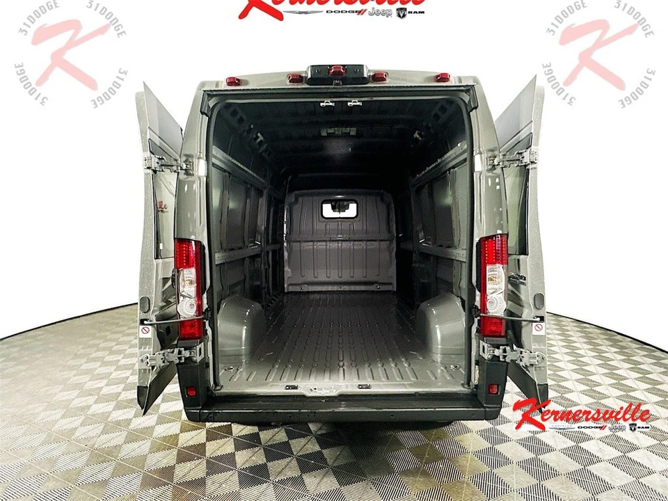 2026 Ram ProMaster - Image 16 of 21