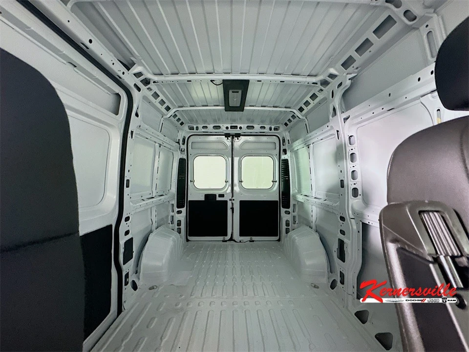 2026 Ram ProMaster - Image 10 of 19
