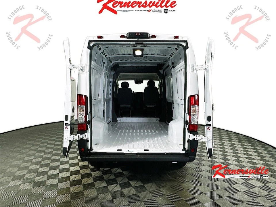 2026 Ram ProMaster - Image 16 of 21