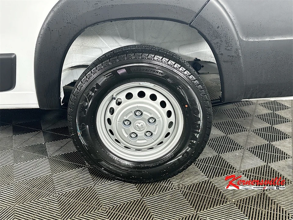 2026 Ram ProMaster - Image 17 of 21