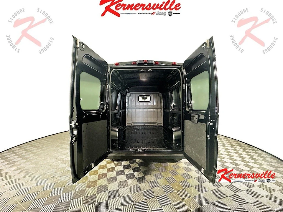 2026 Ram ProMaster - Image 16 of 21