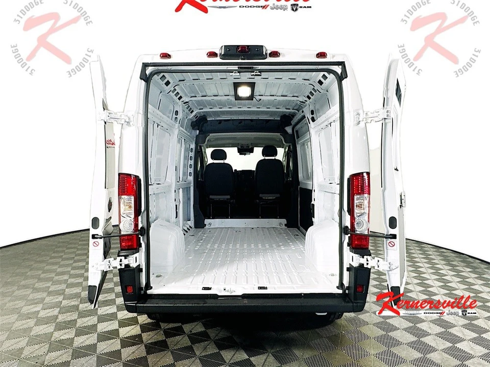 2026 Ram ProMaster - Image 16 of 21