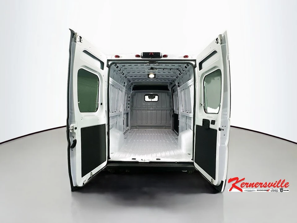 2026 Ram ProMaster - Image 16 of 21
