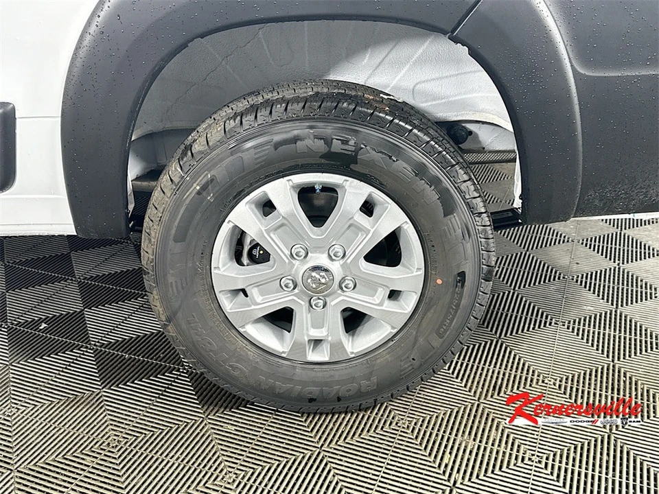 2026 Ram ProMaster - Image 17 of 21