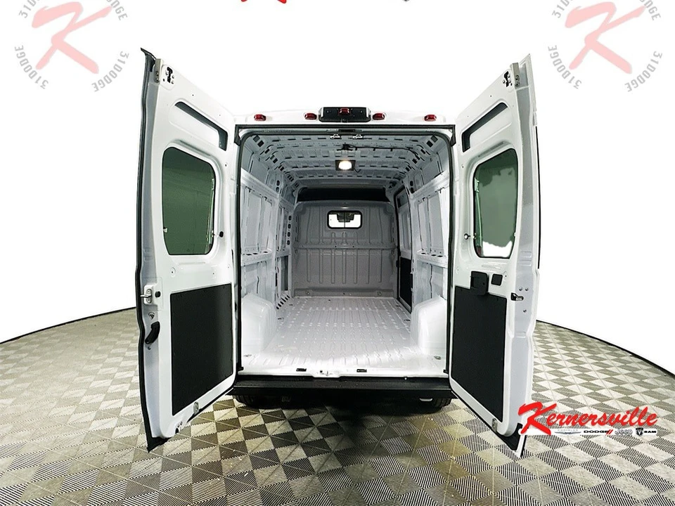 2026 Ram ProMaster - Image 16 of 21