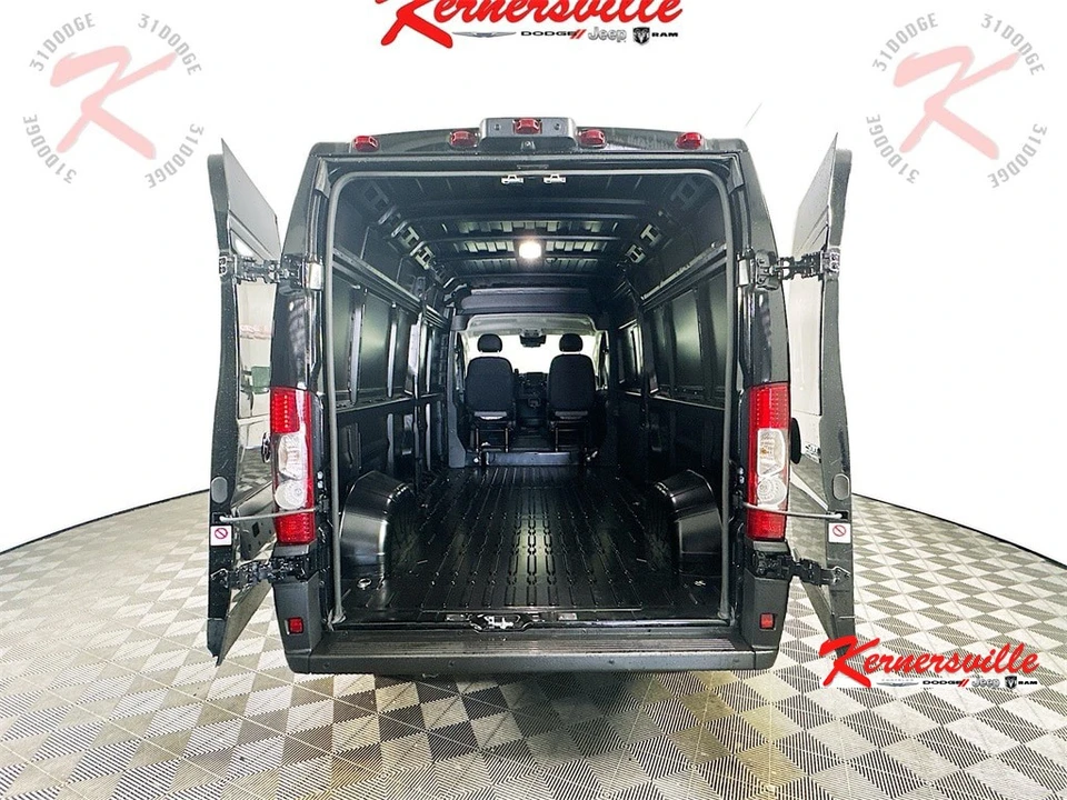 2026 Ram ProMaster - Image 16 of 21