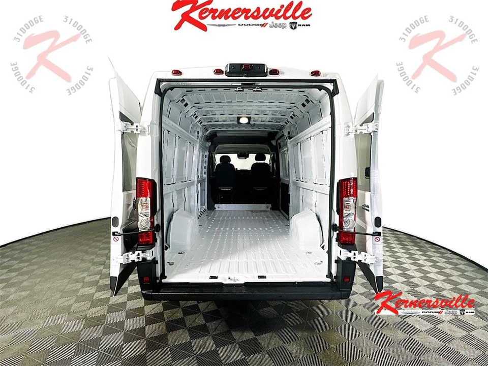 2026 Ram ProMaster - Image 16 of 21