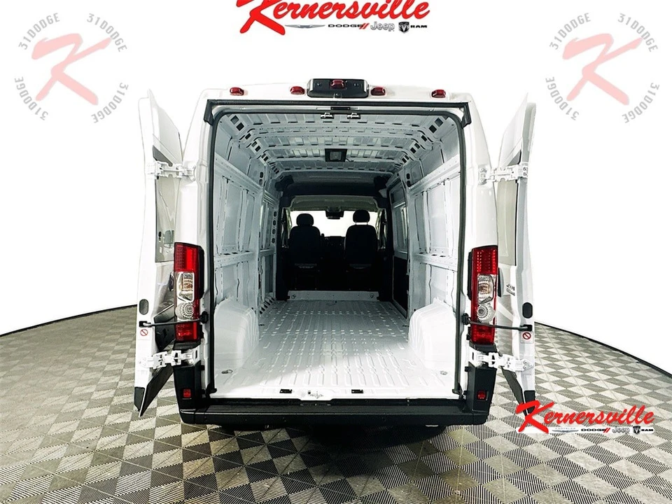 2026 Ram ProMaster - Image 16 of 21