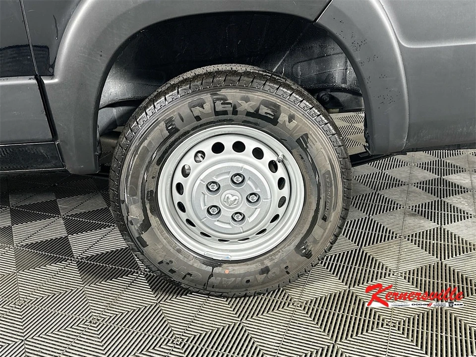 2026 Ram ProMaster - Image 17 of 21