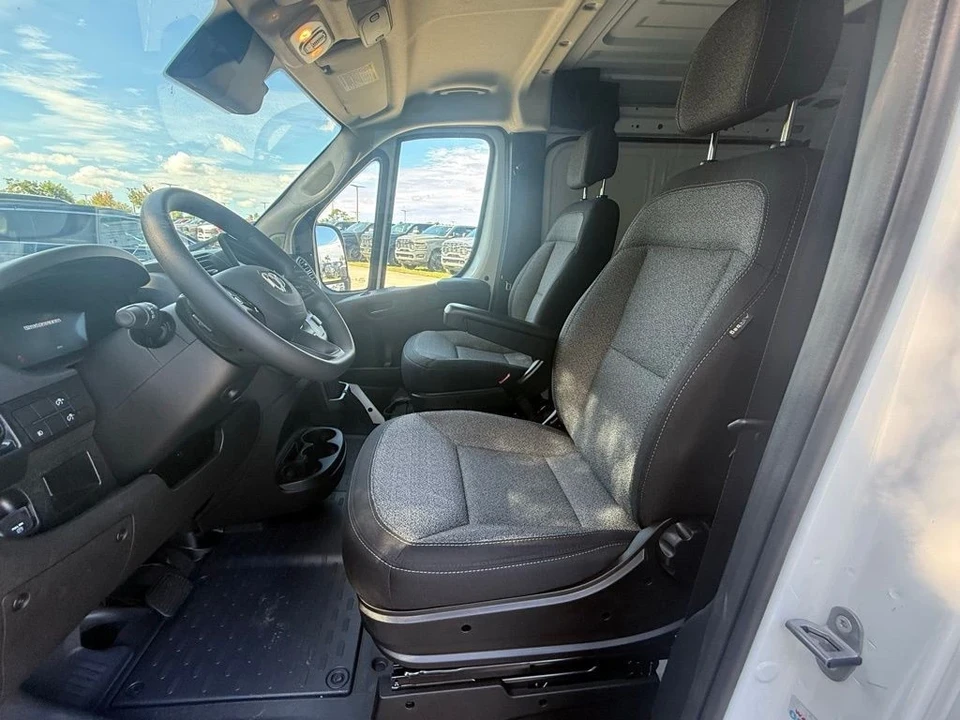 2026 Ram ProMaster - Image 9 of 21