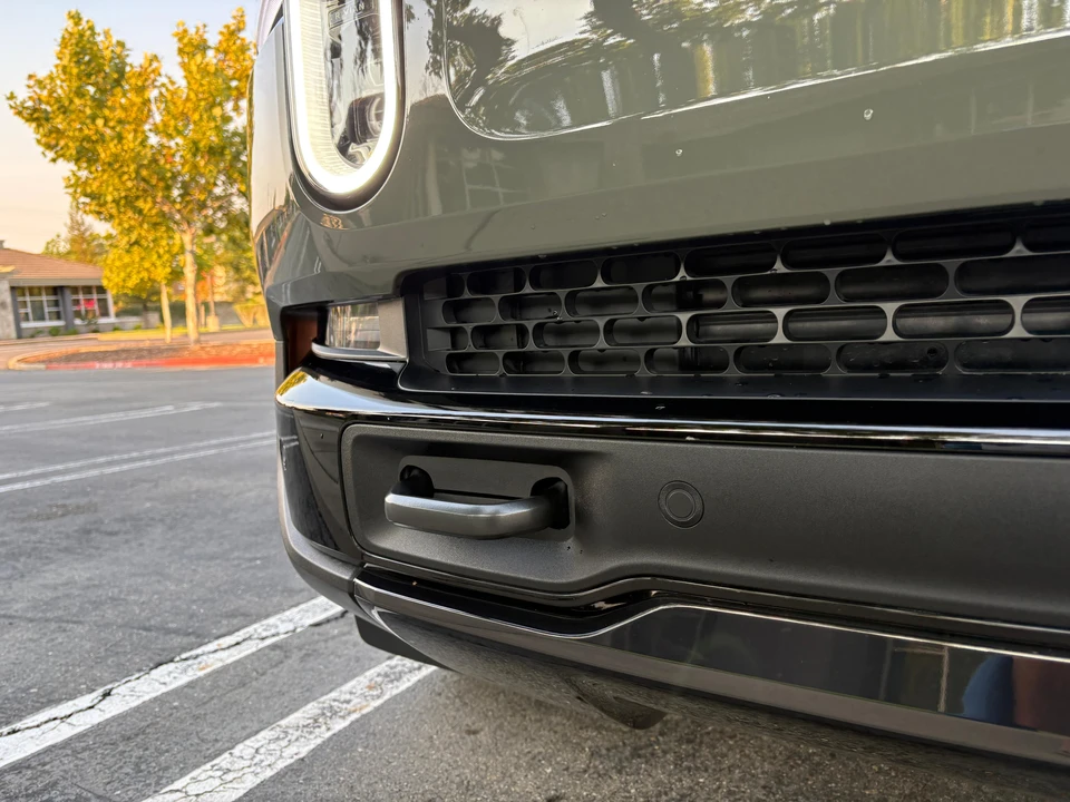 2026 Rivian R1T - Image 29 of 31