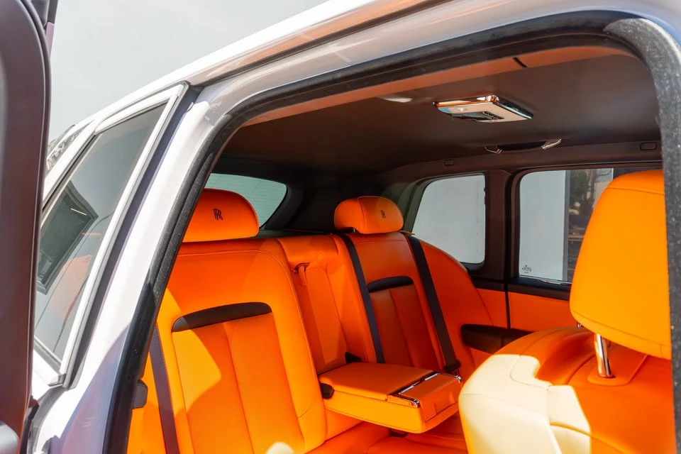 2026 Rolls-Royce Cullinan - Image 17 of 20