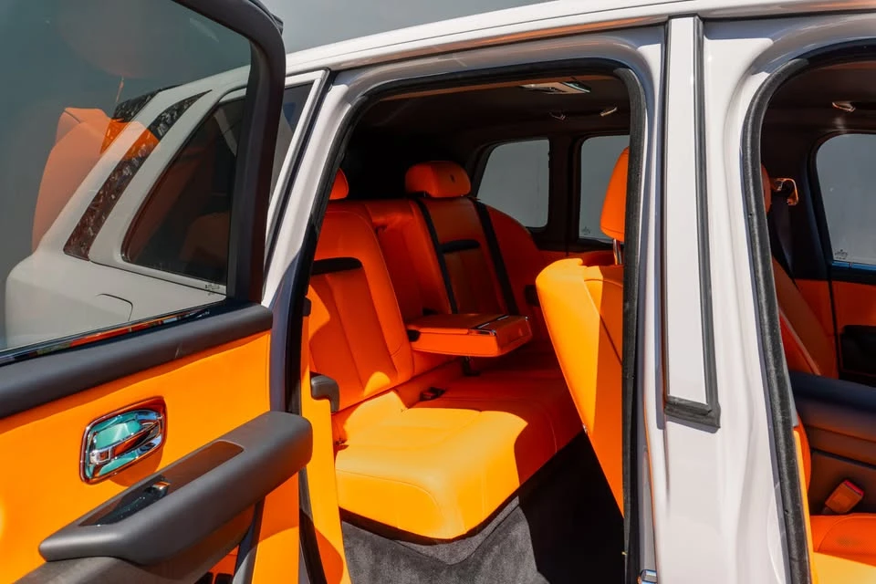 2026 Rolls-Royce Cullinan - Image 14 of 20