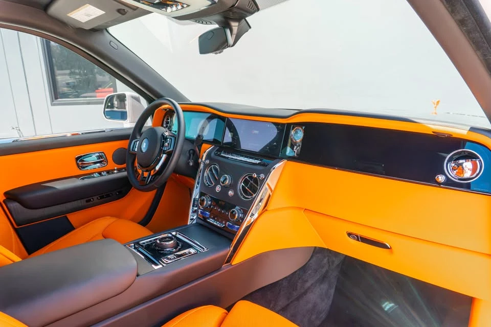 2026 Rolls-Royce Cullinan - Image 20 of 20