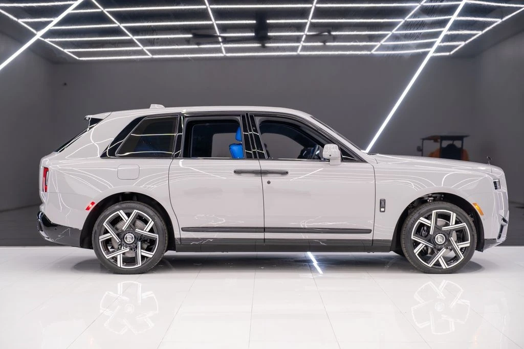 2026 Rolls-Royce Cullinan - Image 6 of 21