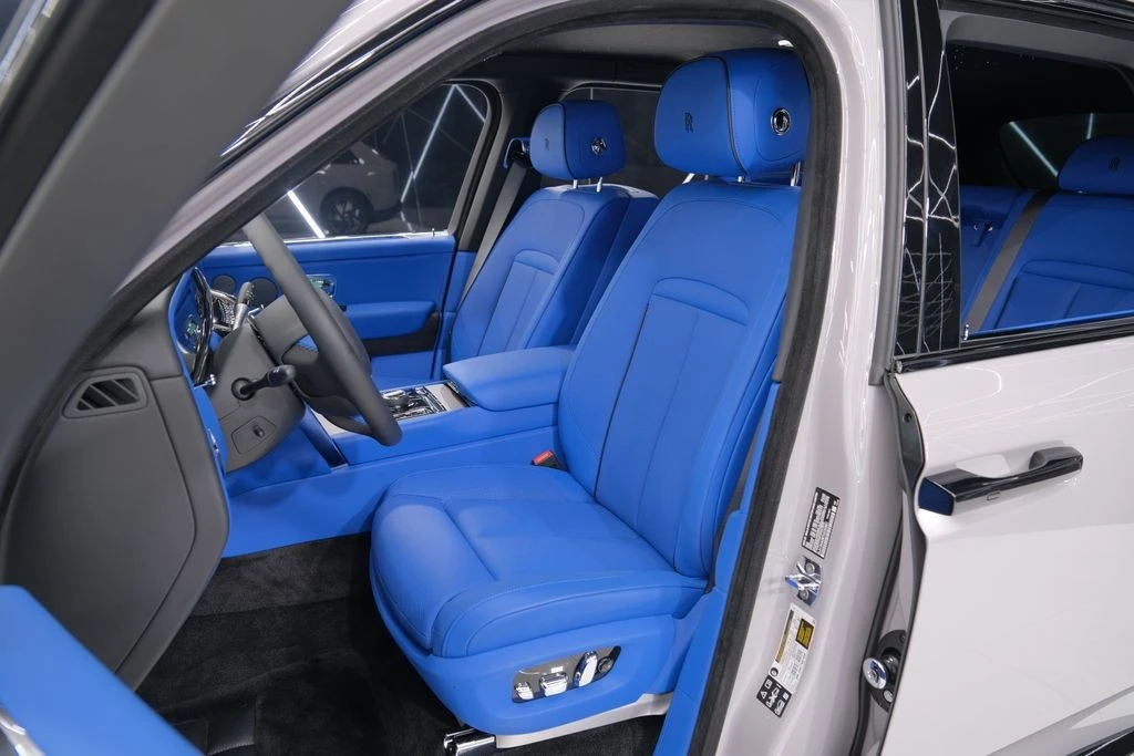 2026 Rolls-Royce Cullinan - Image 16 of 21