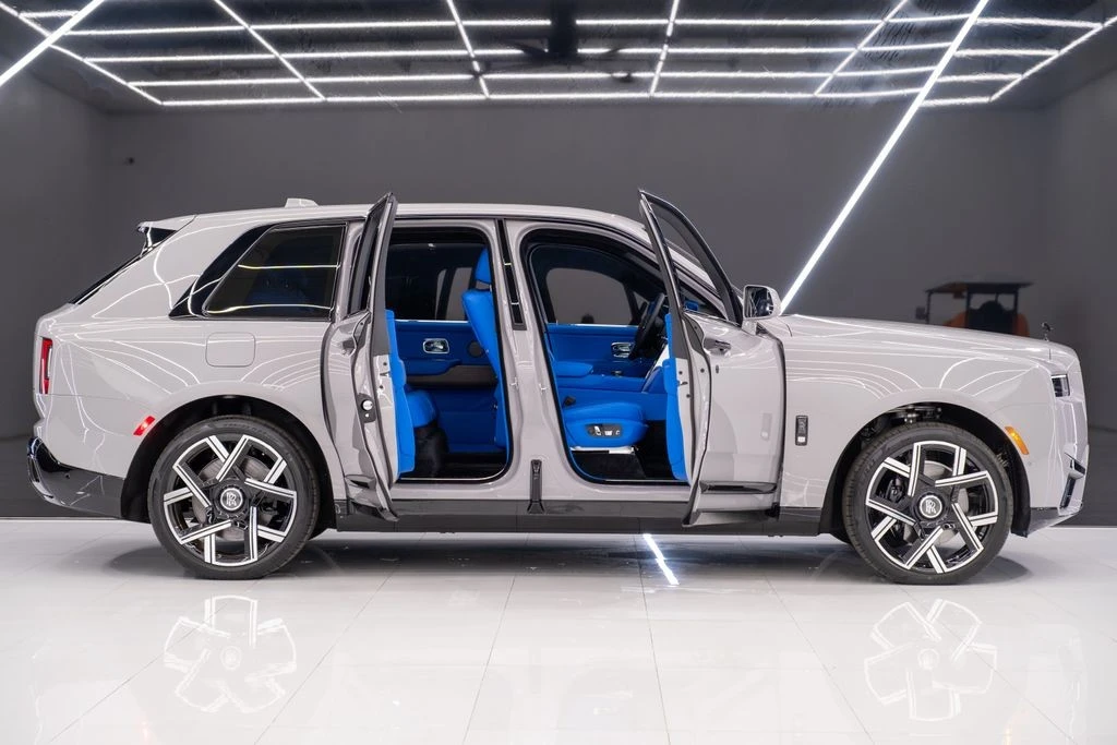 2026 Rolls-Royce Cullinan - Image 5 of 21