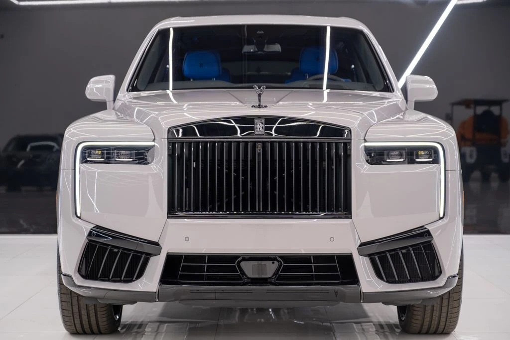 2026 Rolls-Royce Cullinan - Image 2 of 21