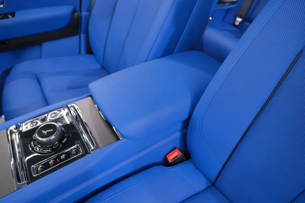 2026 Rolls-Royce Cullinan - Image 20 of 21