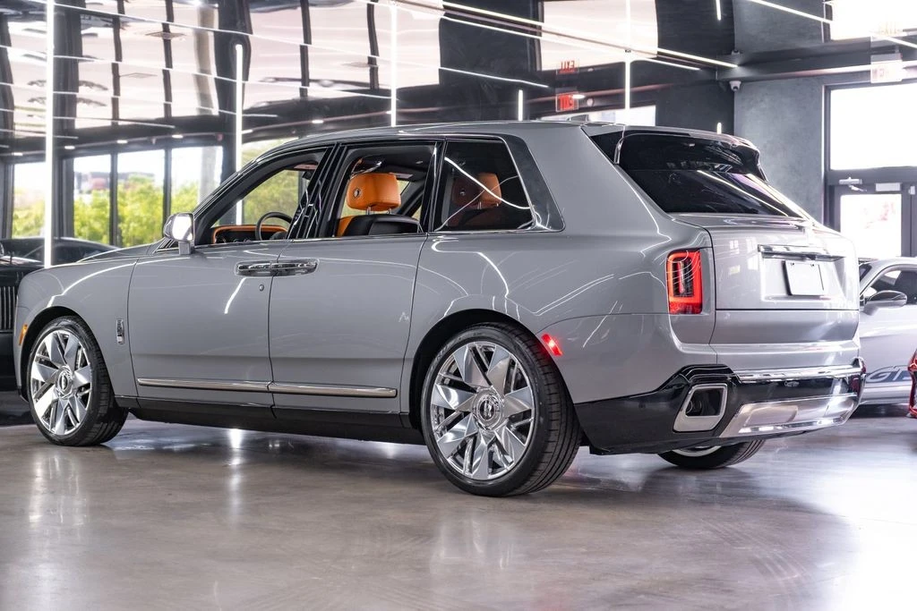 2026 Rolls-Royce Cullinan - Image 26 of 31