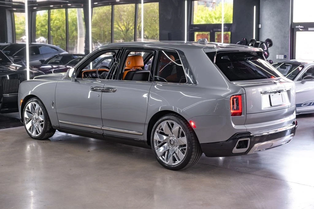 2026 Rolls-Royce Cullinan - Image 25 of 31