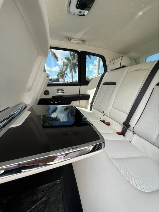 2026 Rolls-Royce Cullinan - Image 17 of 21