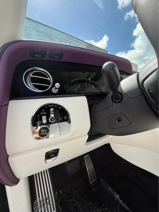 2026 Rolls-Royce Cullinan - Image 11 of 21