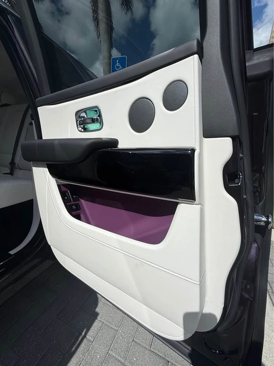 2026 Rolls-Royce Cullinan - Image 18 of 21