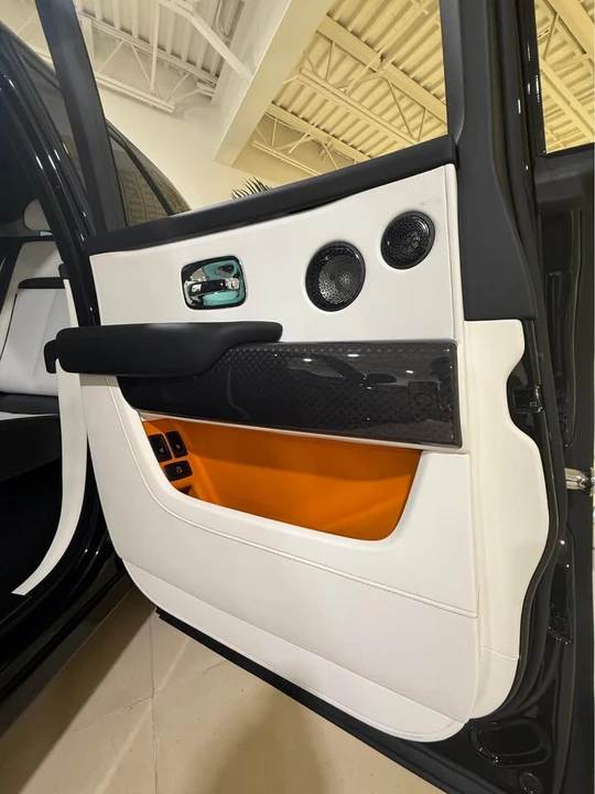 2026 Rolls-Royce Cullinan Black Badge - Image 17 of 21