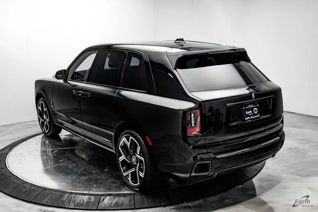 2026 Rolls-Royce Cullinan Black Badge - Image 14 of 31