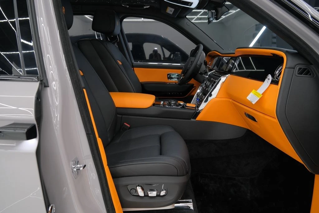 2026 Rolls-Royce Cullinan - Image 31 of 31