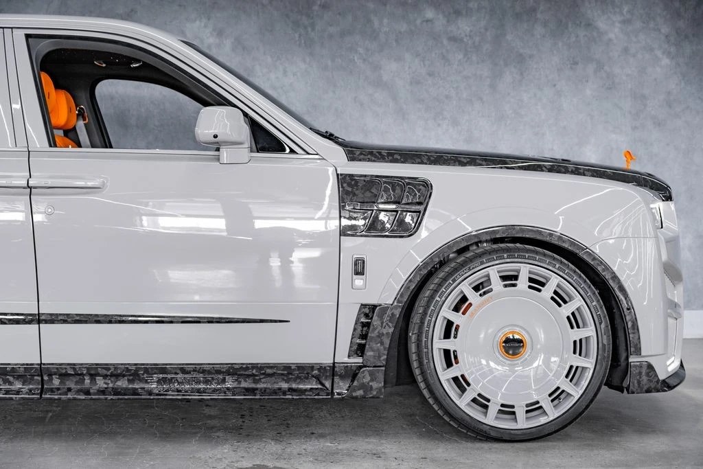 2026 Rolls-Royce Cullinan - Image 15 of 31