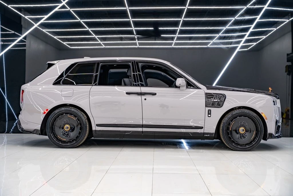 2026 Rolls-Royce Cullinan - Image 9 of 31