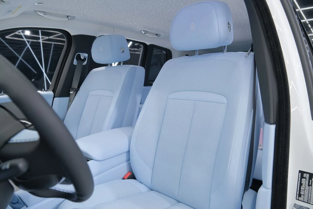 2026 Rolls-Royce Cullinan - Image 30 of 31